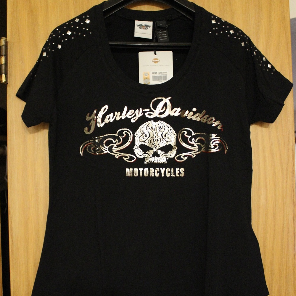 Harley-Davidson Women's Scroll Skull Scoop Tee